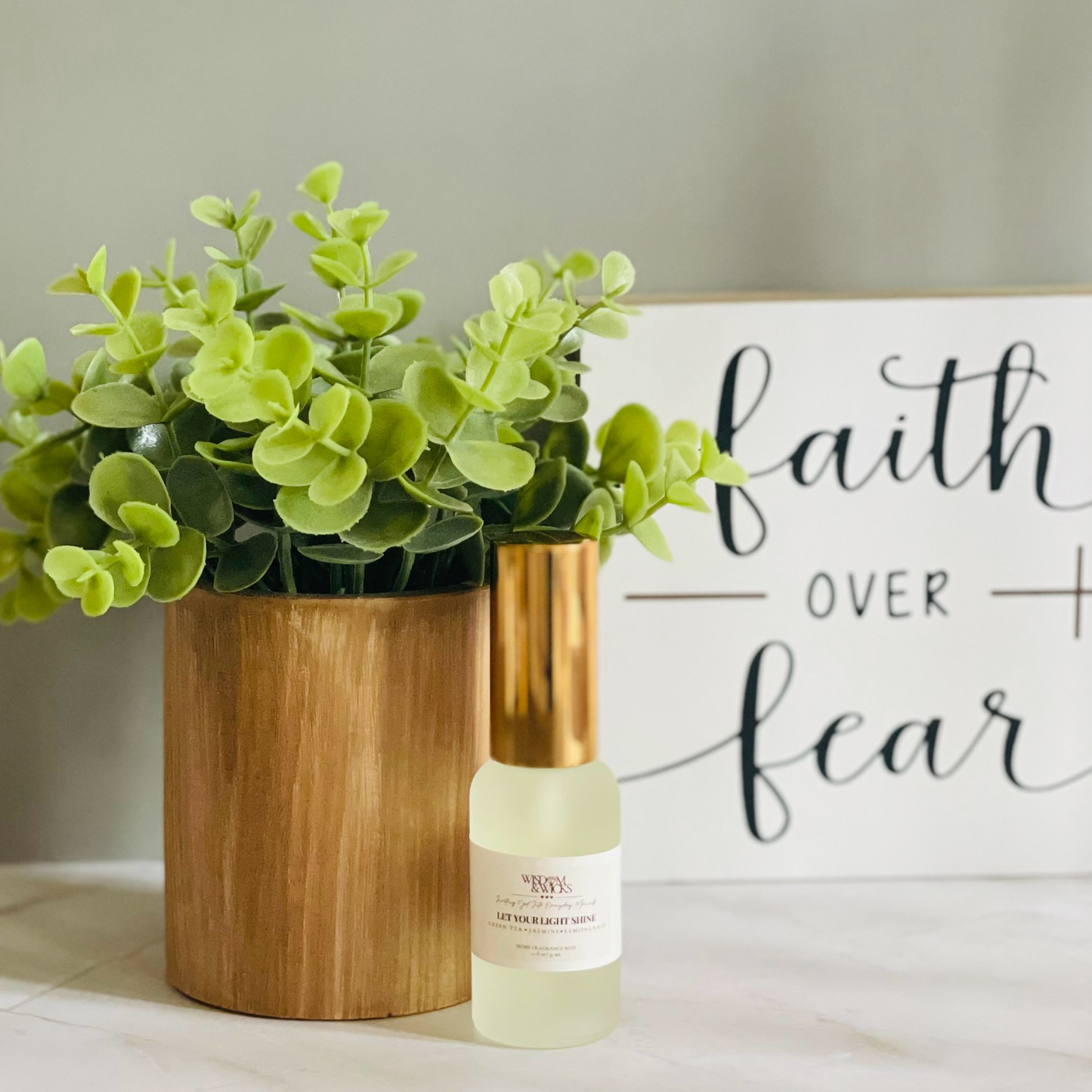 Let Your Light Shine Fragrance Mist (PRE-ORDER) - SHIPPING AS OF 9/15